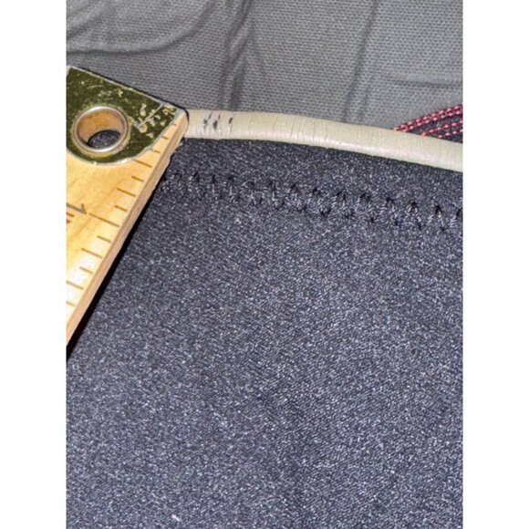 Jobe Boys Shorty Wetsuit Black & Red Size S Neoprene Material With Logo Design - Picture 11 of 15